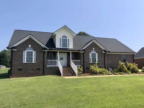 252 Heather Glen Dr, Boiling Springs, SC 29316