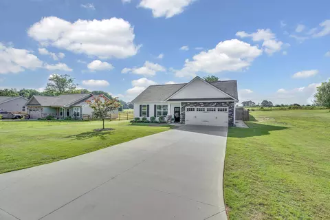 108 Smith Dr, Pelzer, SC 29669 photo 17