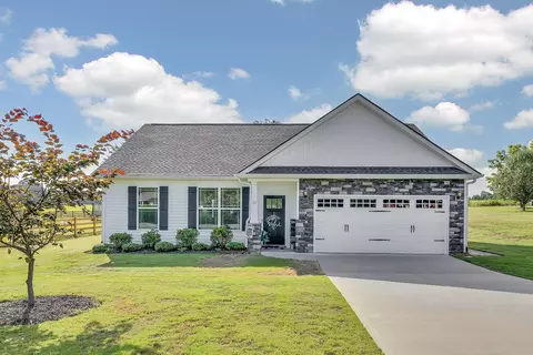 108 Smith Dr, Pelzer, SC 29669