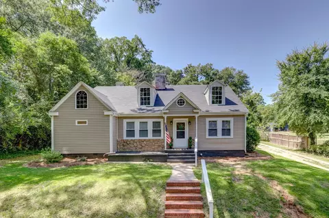 208 Brookside Rd, Spartanburg, SC 29301