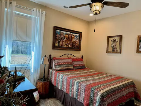 Bedroom - 304 Dorman Rd, Campobello, SC 29322 photo 1 of 4