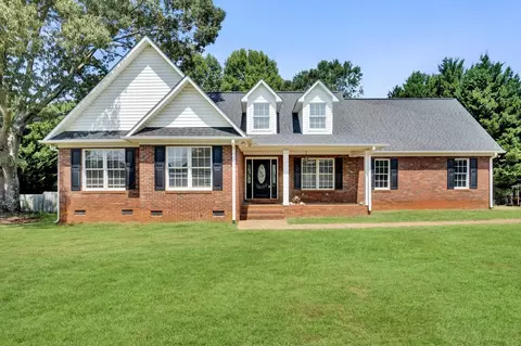 309 Trantham Dr, Inman, SC 29349
