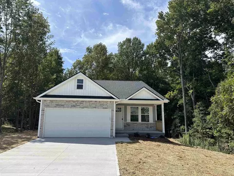 526 Kelsey Ct, Spartanburg, SC 29301