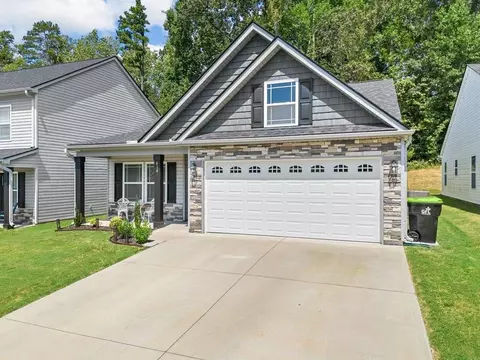 414 Bud Farmer Pl, Inman, SC 29349