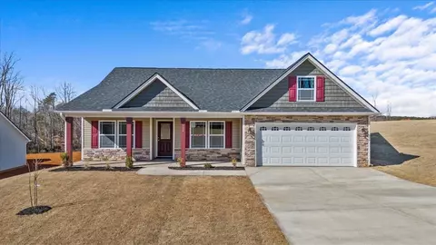 552 Fairlead Ln, Chesnee, SC 29323