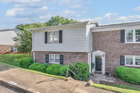 125 Fernridge Dr, Spartanburg, SC 29307
