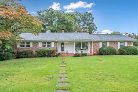 202 Holly Dr, Spartanburg, SC 29301