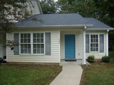 11 Village West Ct, Spartanburg, SC 29301