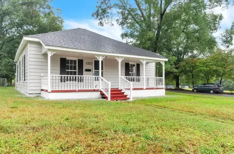 5476 N Main St, Cowpens, SC 29330
