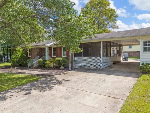 200 Gravley Rd, Greer, SC 29651