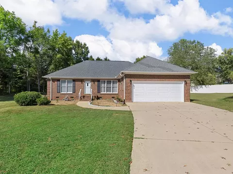 461 Litchfield Dr, Moore, SC 29369