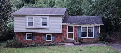 248 Logan Ct, King, NC 27021