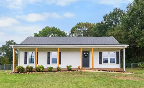 421 Brockman Rd, Greer, SC 29651