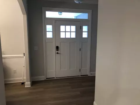 Entry Way - 2301 Davenport Ct, Moore, SC 29369 photo 3 of 3