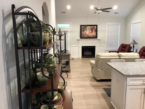 Entry Way - 2301 Davenport Ct, Moore, SC 29369 photo 2 of 3