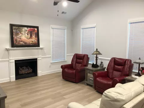 Living - 2301 Davenport Ct, Moore, SC 29369 photo 1 of 3