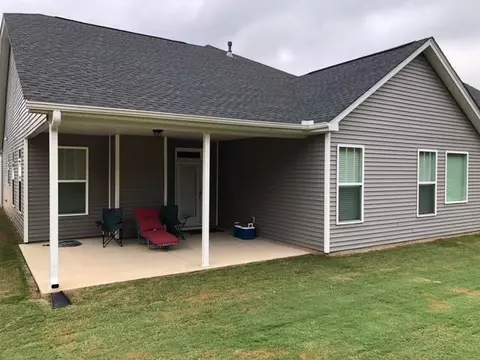 Exterior - 2301 Davenport Ct, Moore, SC 29369 photo 2 of 5