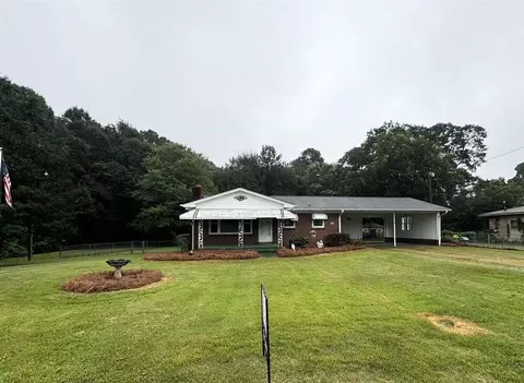 201 Park Dr, Jonesville, SC 29353