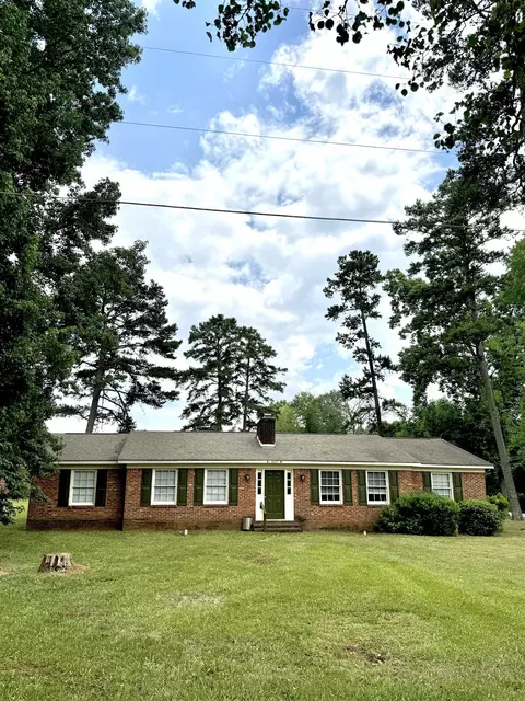 3327 Robin Hood Dr, Spartanburg, SC 29301