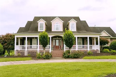 250 Fairview Farms Dr, Landrum, SC 29356