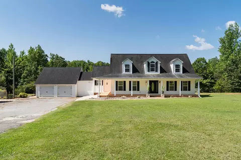765 Mud Creek Rd, Inman, SC 29349