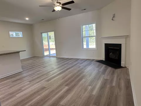 1114 Silverbend Trl, Duncan, SC 29334 photo 6