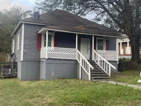 14 Wells St, Spartanburg, SC 29306
