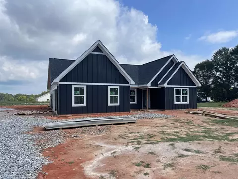 3735 Shady Grove Rd, Honea Path, SC 29654