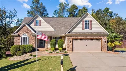 716 Secretariat Dr, Boiling Springs, SC 29316