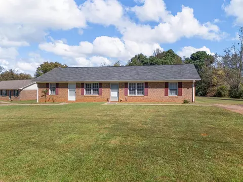 426428 Shoally Rd, Boiling Springs, SC 29316