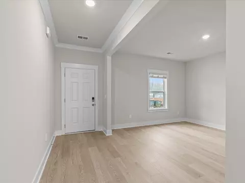 1045 Hillcraft Dr, Greer, SC 29651 photo 9
