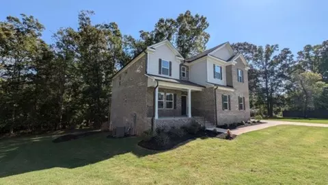 168 Enclave Dr, Greer, SC 29651 photo 2