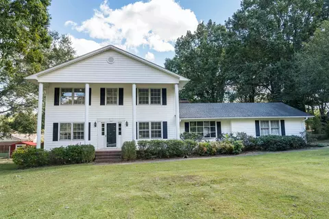 209 Briarcreek Dr, Spartanburg, SC 29301