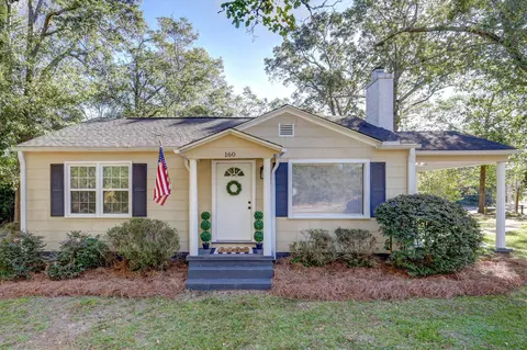 160 Watkins Ct, Spartanburg, SC 29301