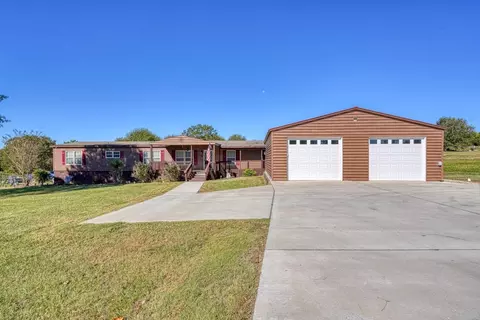 711 Bumblebee Ln, Wellford, SC 29385