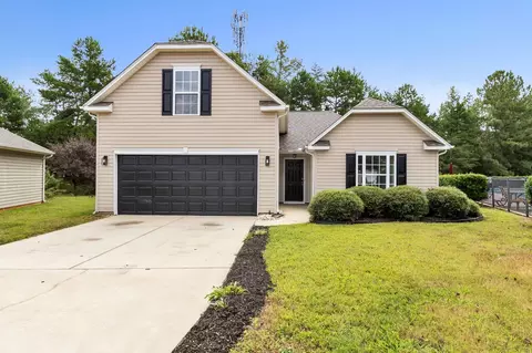 402 Flanders Ct, Greenville, SC 29607