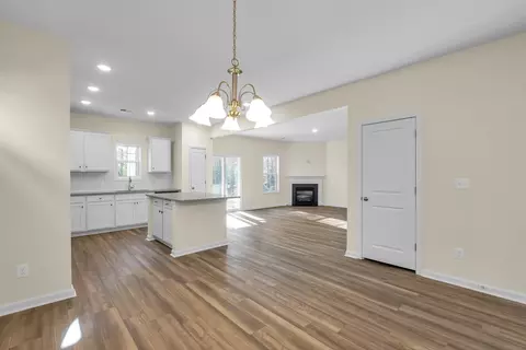 1123 Silverbend Trl, Duncan, SC 29334 photo 5