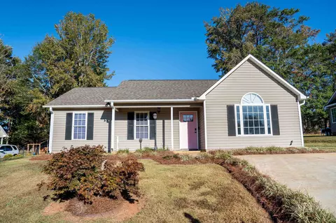 250 Autumn Gold Dr, Boiling Springs, SC 29316