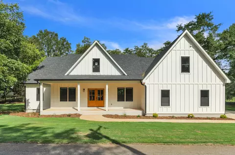 15 Stone St, Williamston, SC 29697