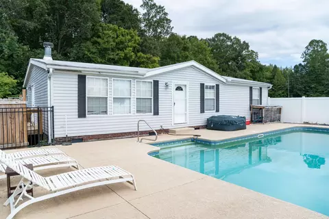 1826 Burnt Gin Rd, Gaffney, SC 29340