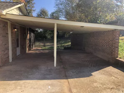 128 W Celestial Dr, Greer, SC 29651 photo 4
