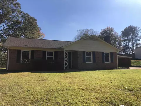 128 W Celestial Dr, Greer, SC 29651 photo 3