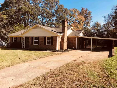 128 W Celestial Dr, Greer, SC 29651