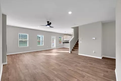 Living - 3100 Emberly Dr, Roebuck, SC 29376 photo 4 of 4