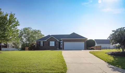 410 Sunburst Ln, Inman, SC 29349