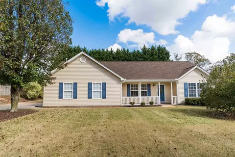 335 Shadowfiled Acres Dr, Duncan, SC 29334