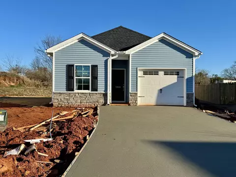 12038 Lansbury Dr, Inman, SC 29349