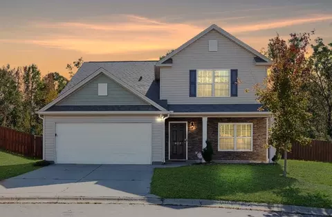 623 Craftsman Ln, Boiling Springs, SC 29316