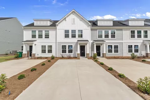 653 Blossom Run, Spartanburg, SC 29307