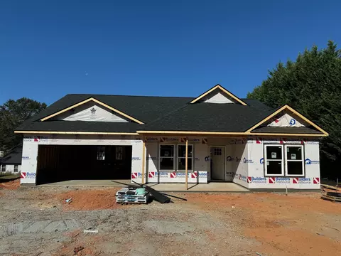 35 Price St, Inman, SC 29349